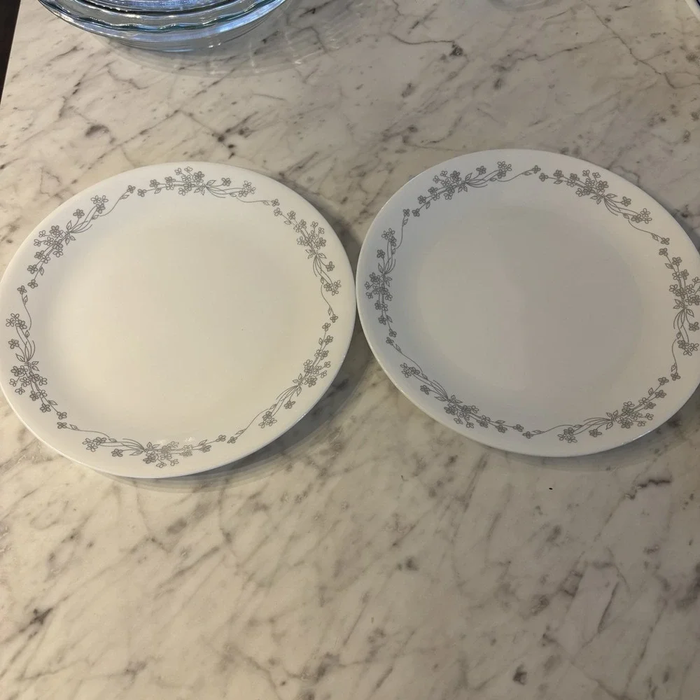 Corelle RIBBON BOUQUET Dinner Plates Gray Flowers Floral‎ Band 10.25